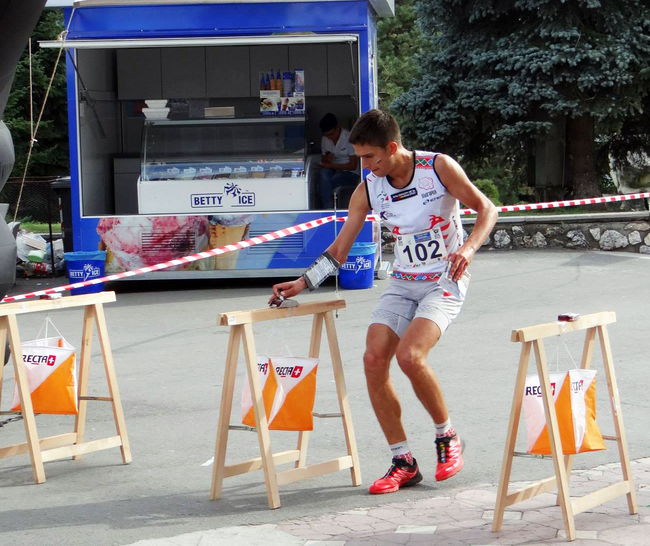 Иван Сираков