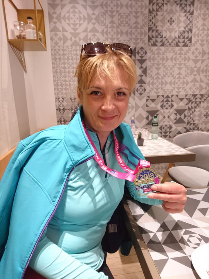 Петя Микова