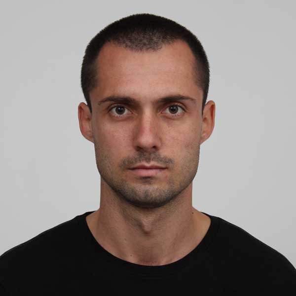 Даниел Иванов