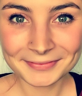 Евелина Чакърова